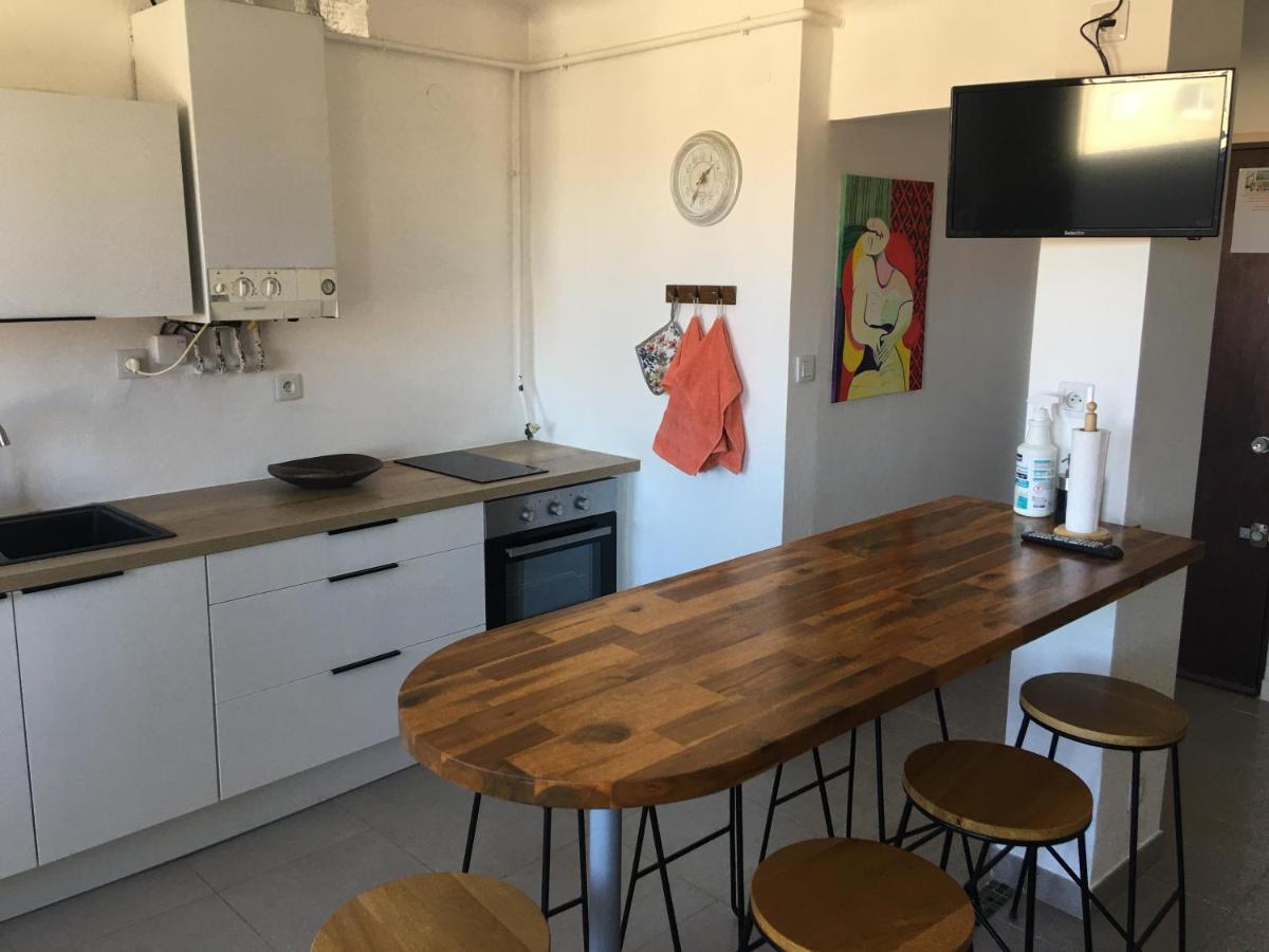 Grands Buffets Hebergement Appartement Нарбонна Экстерьер фото